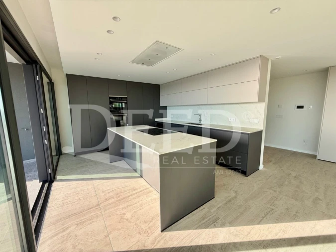 Apartamento T4 para Venda em São Martinho Foto 12
