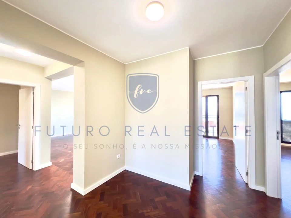 Apartamento T3 para Venda em Funchal (São Pedro) Foto 17