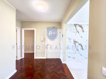 Apartamento T3 para Venda em Funchal (São Pedro)