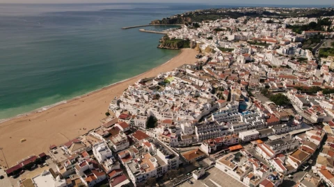 Quinta T1 para Venda em Albufeira e Olhos de Água