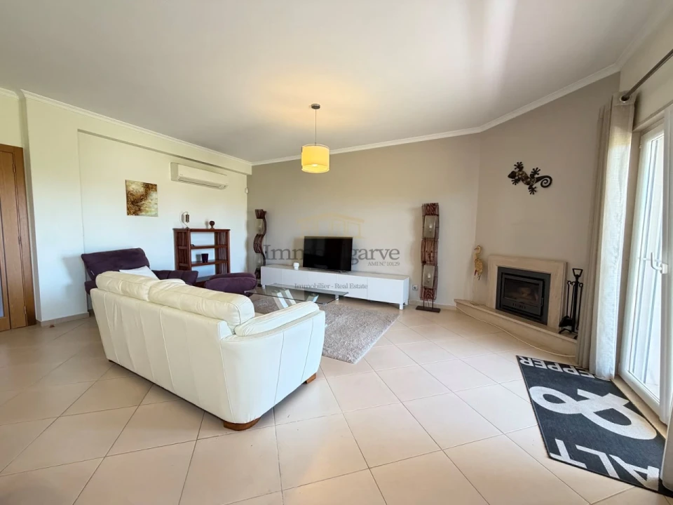 Moradia T3 para Venda em Albufeira e Olhos de Água Foto 10