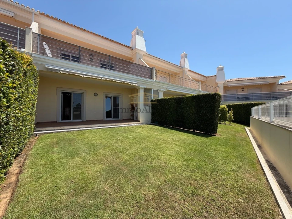 Moradia T3 para Venda em Albufeira e Olhos de Água Foto 36