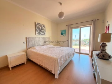Moradia T3 para Venda em Albufeira e Olhos de Água