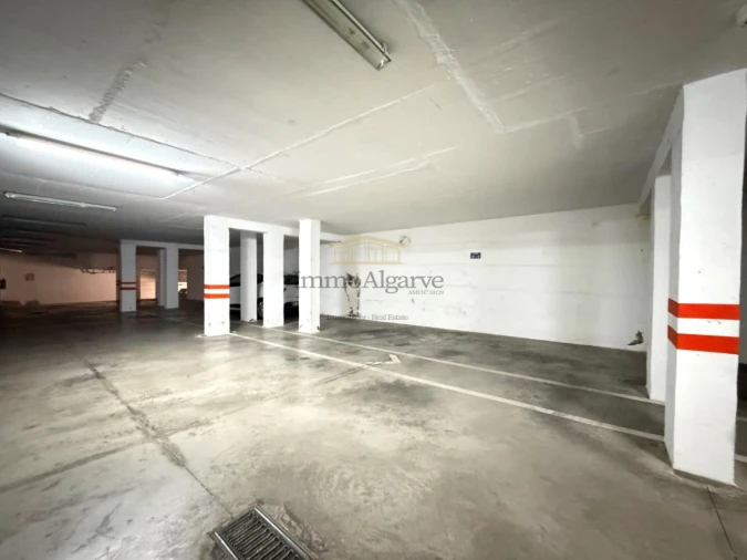Moradia T3 para Venda em Albufeira e Olhos de Água Foto 35