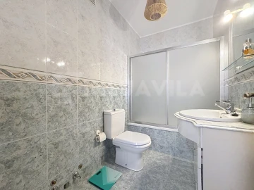 Apartamento T3 para Venda em Retorta e Tougues