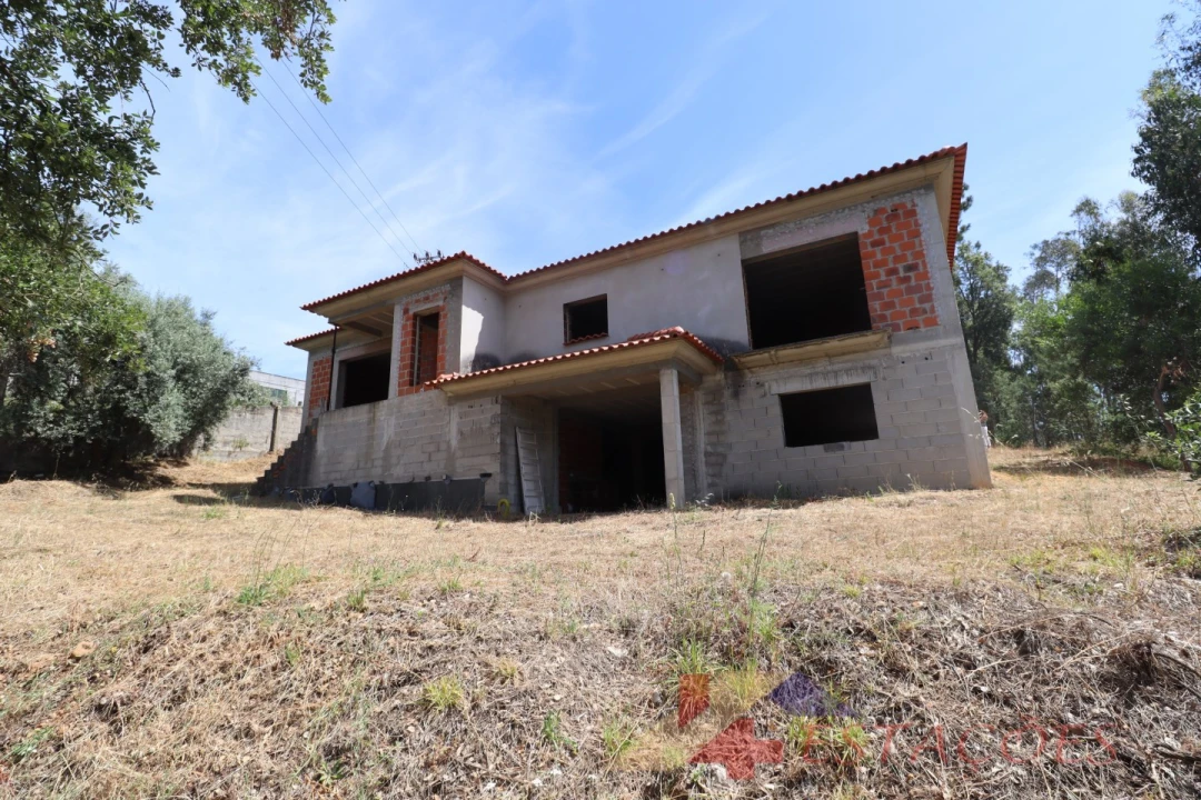 Moradia T3 para Venda em Pombal Foto 1