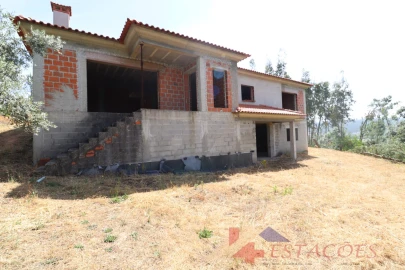 Moradia T3 para Venda em Pombal