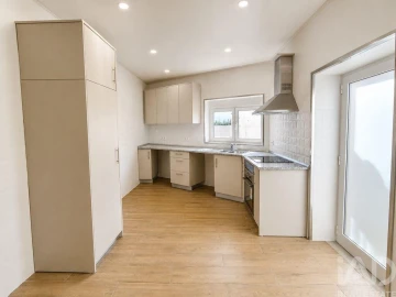 Moradia T3 para Venda em Benedita