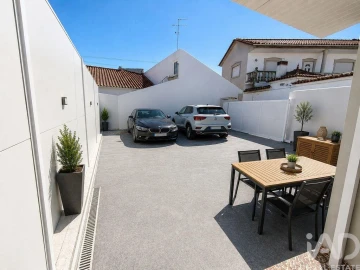 Moradia T3 para Venda em Benedita