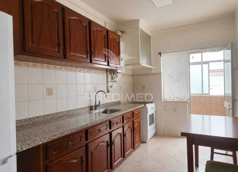 Apartamento T2 para Venda em São João Baptista Foto 1
