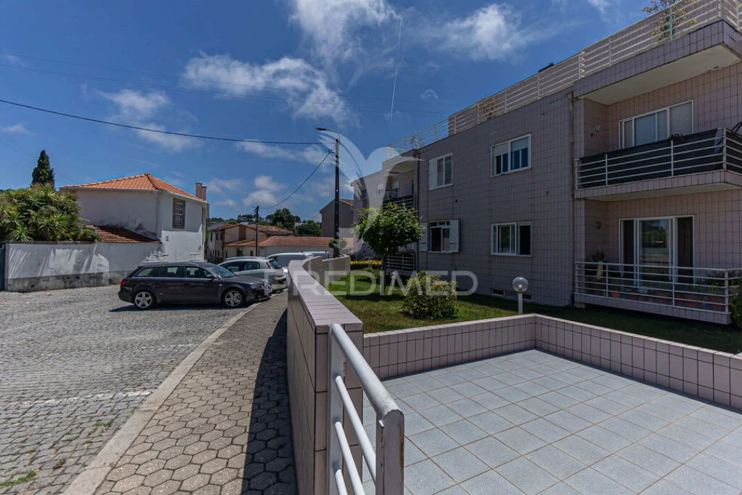 Apartamento T2 para Venda em Gulpilhares e Valadares Foto 2