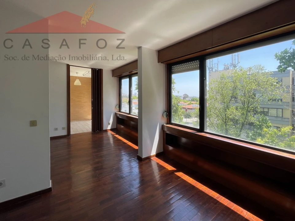 Apartamento T1 para Arrendamento em Aldoar, Foz do Douro e Nevogilde Foto 5