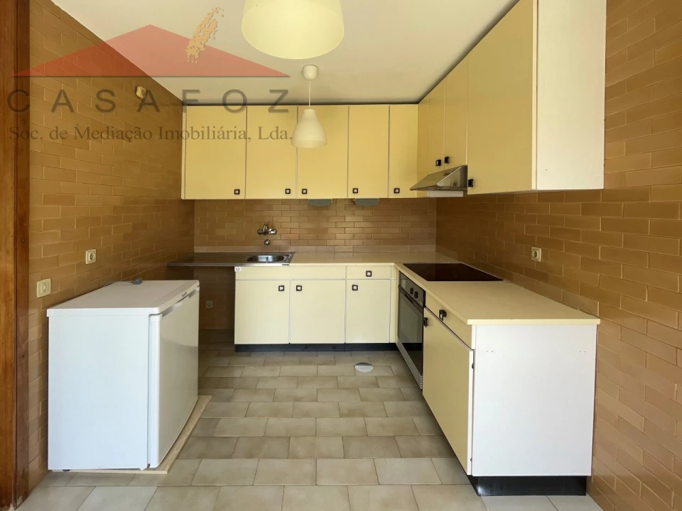 Apartamento T1 para Arrendamento em Aldoar, Foz do Douro e Nevogilde Foto 9