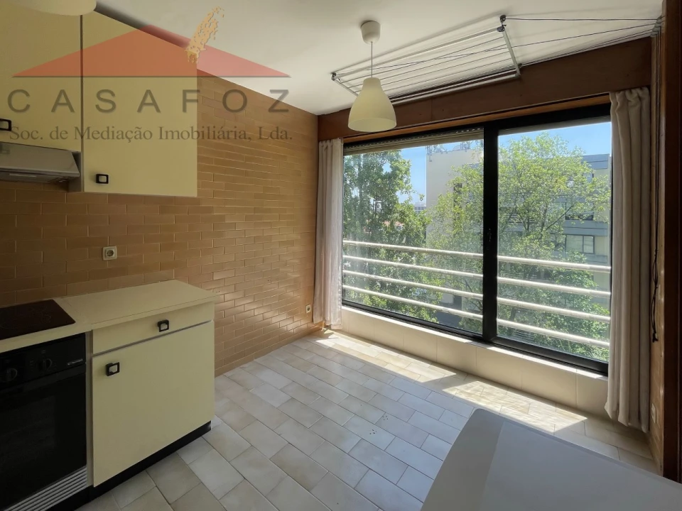Apartamento T1 para Arrendamento em Aldoar, Foz do Douro e Nevogilde Foto 11