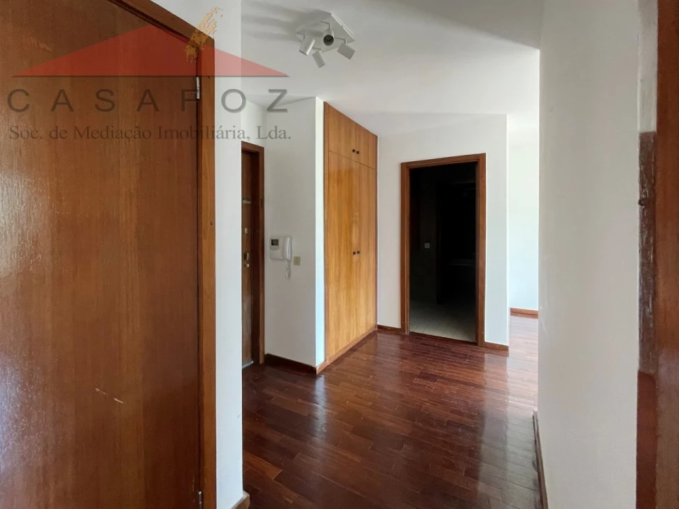 Apartamento T1 para Arrendamento em Aldoar, Foz do Douro e Nevogilde Foto 14
