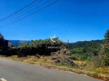 Moradia T2 para Venda em Ponte da Barca, V.N. Muía, Paço Vedro Magalhães