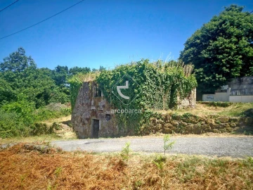 Moradia T2 para Venda em Ponte da Barca, V.N. Muía, Paço Vedro Magalhães