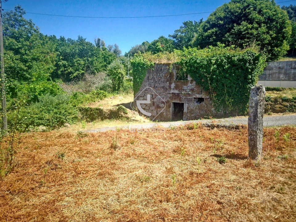 Moradia T2 para Venda em Ponte da Barca, V.N. Muía, Paço Vedro Magalhães Foto 3