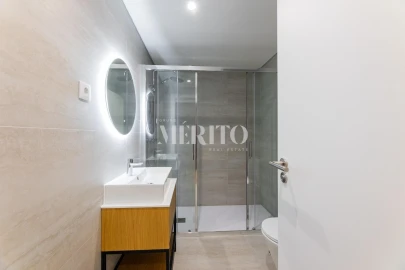 Apartamento para Venda em Braga (Maximinos, Sé e Cividade)