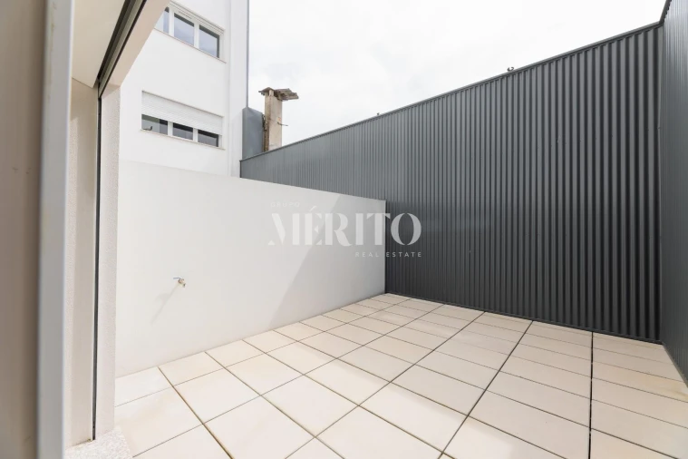 Apartamento para Venda em Braga (Maximinos, Sé e Cividade) Foto 10