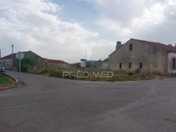 Moradia T2 para Venda em Oiã