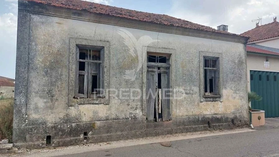 Moradia T2 para Venda em Oiã