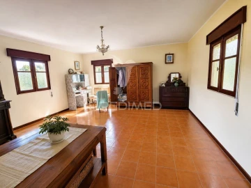 Moradia T5 para Venda em Valbom (São Pedro), Passô e Valbom (São Martinho)