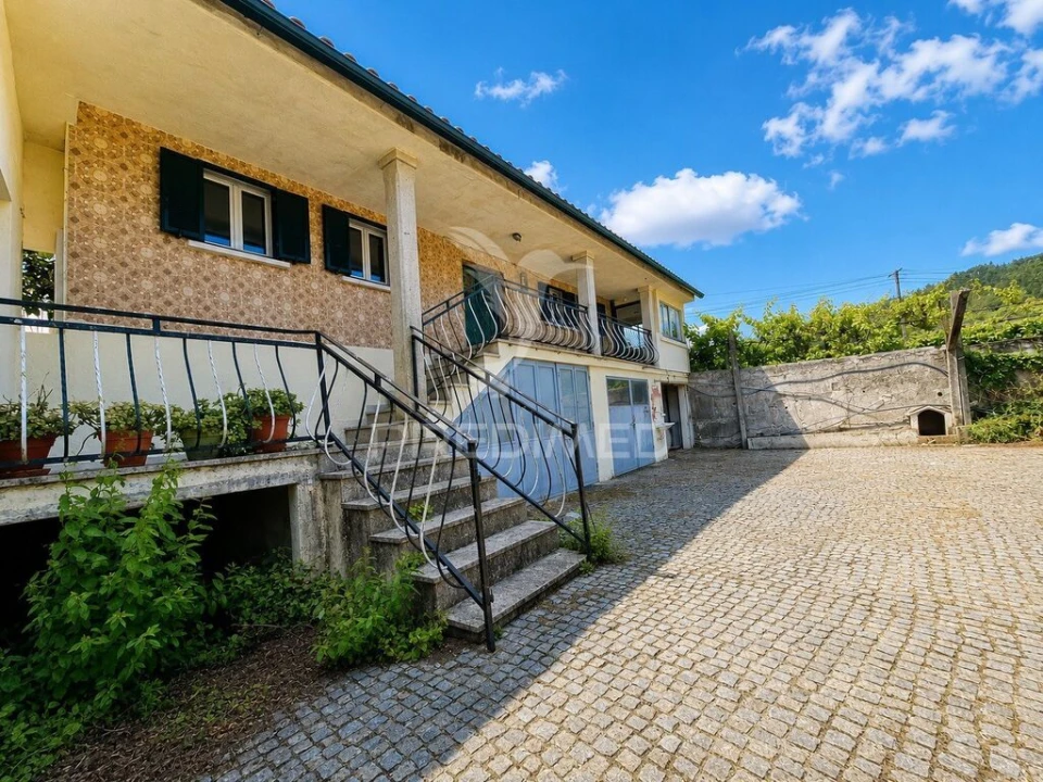 Moradia T5 para Venda em Valbom (São Pedro), Passô e Valbom (São Martinho) Foto 7