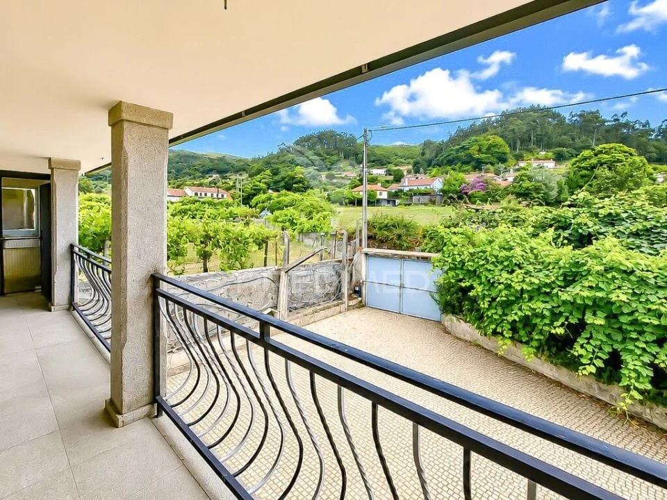 Moradia T5 para Venda em Valbom (São Pedro), Passô e Valbom (São Martinho) Foto 3