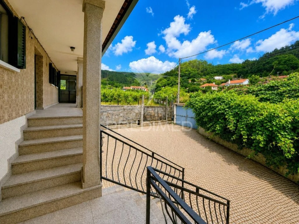 Moradia T5 para Venda em Valbom (São Pedro), Passô e Valbom (São Martinho) Foto 8