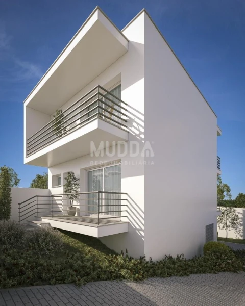 Moradia T2 para Venda em Famalicão
