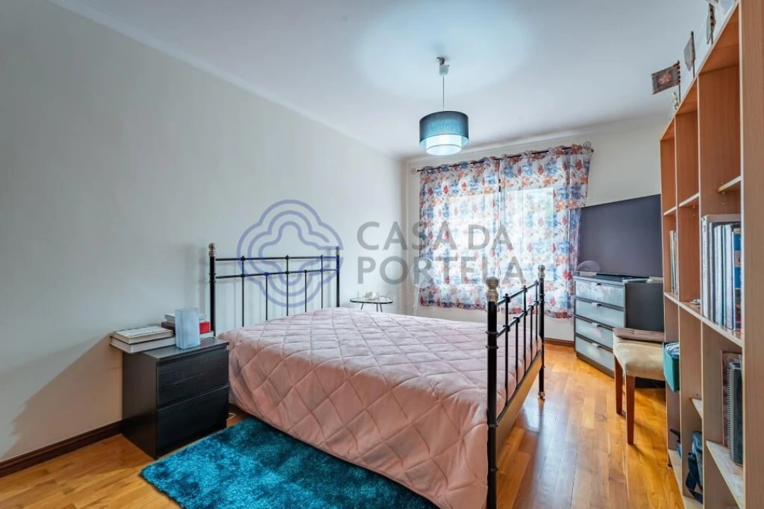 Apartamento T5 para Venda em Mafamude e Vilar do Paraíso Foto 20