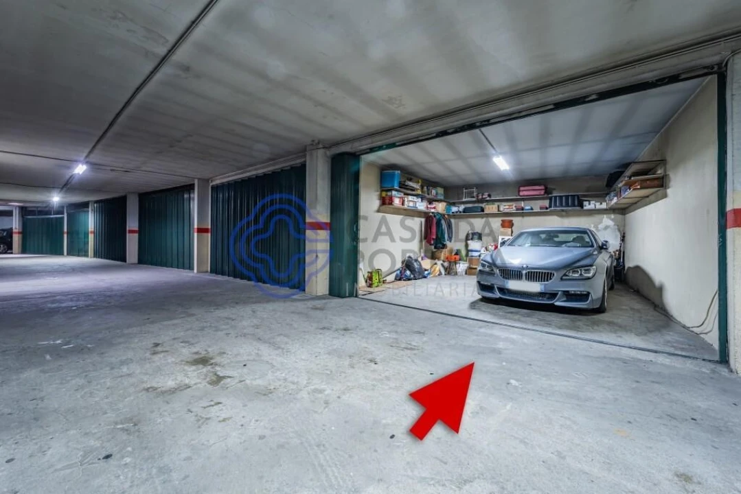 Apartamento T5 para Venda em Mafamude e Vilar do Paraíso Foto 28