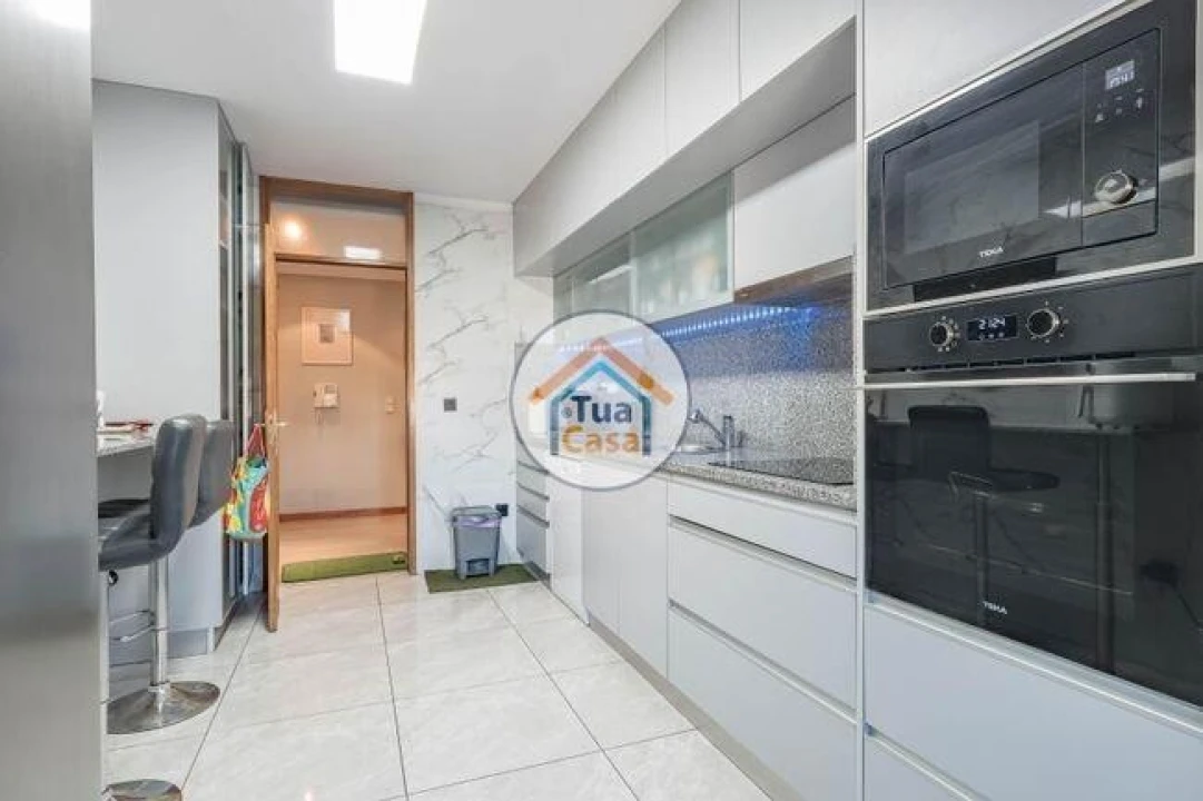 Apartamento T3 para Venda em Rio Tinto Foto 10