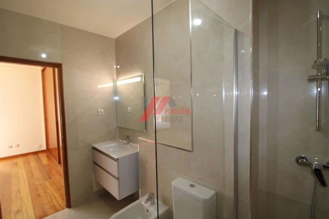Apartamento T2 para Venda em Vila do Conde Foto 16