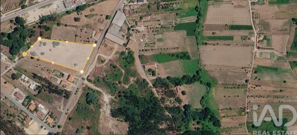 Terreno para Venda em Canas de Santa Maria