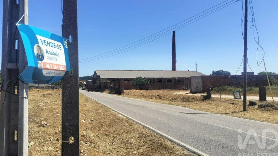 Terreno para Venda em Canas de Santa Maria