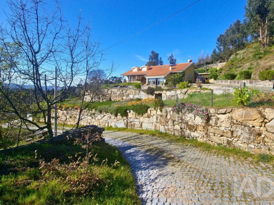Moradia T4 para Venda em Baião (Santa Leocádia) e Mesquinhata Foto 4