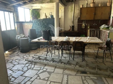 Moradia T5 para Venda em Igreja Nova do Sobral