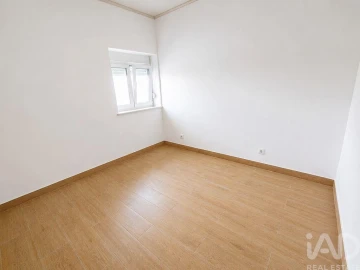 Moradia T3 para Venda em Benedita