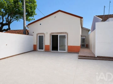 Moradia T3 para Venda em Benedita