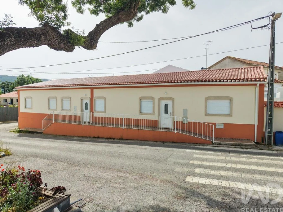 Moradia T3 para Venda em Benedita Foto 1