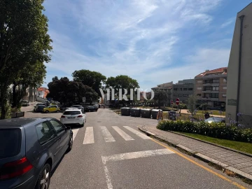 Moradia T3 para Venda em Aldoar, Foz do Douro e Nevogilde