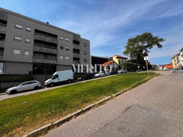 Moradia T3 para Venda em Aldoar, Foz do Douro e Nevogilde