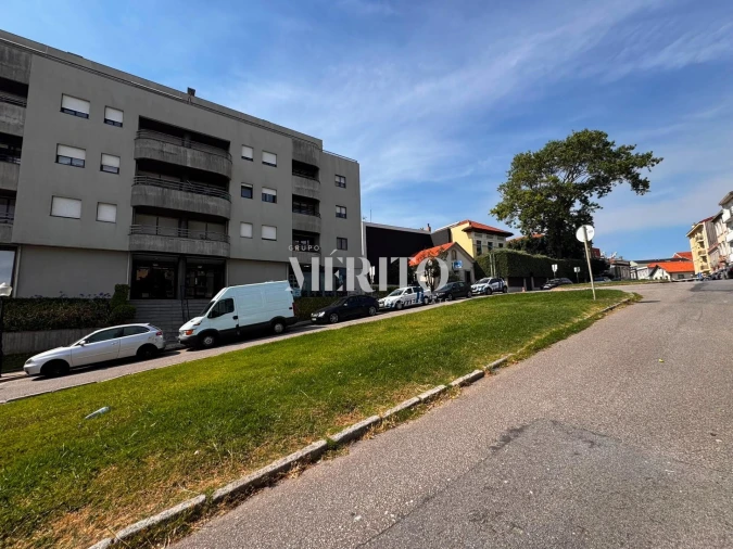 Moradia T3 para Venda em Aldoar, Foz do Douro e Nevogilde Foto 12