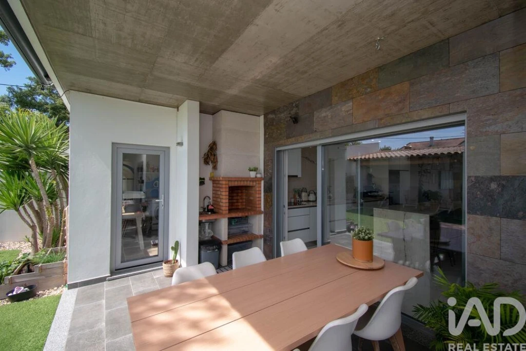 Moradia T4 para Venda em Leiria, Pousos, Barreira e Cortes Foto 33