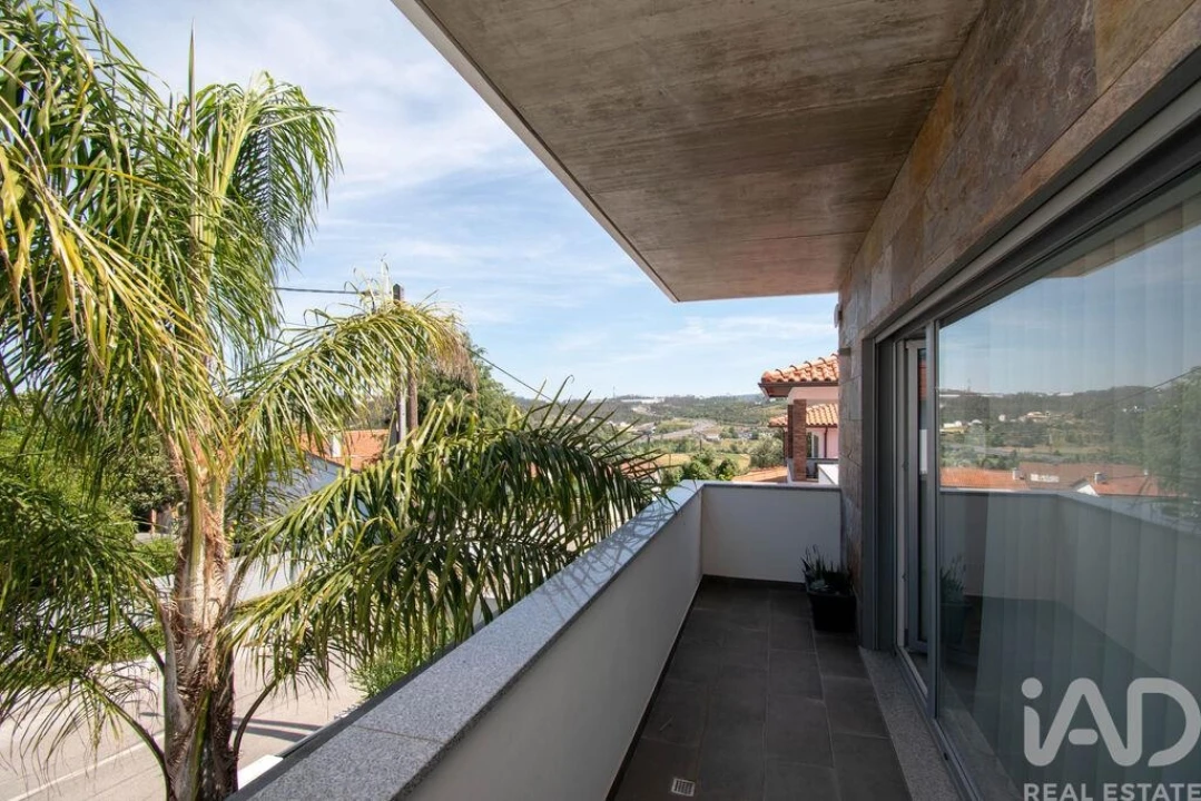 Moradia T4 para Venda em Leiria, Pousos, Barreira e Cortes Foto 30