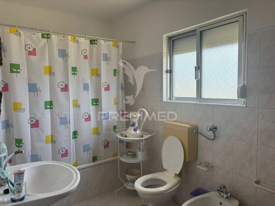 Moradia T2 para Venda em Arega Foto 12