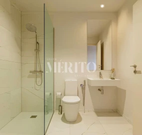 Apartamento T2 para Venda em Campanhã