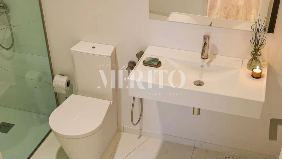 Apartamento T2 para Venda em Campanhã Foto 16